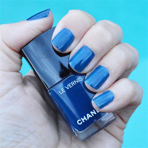 chanel bleu trompeur